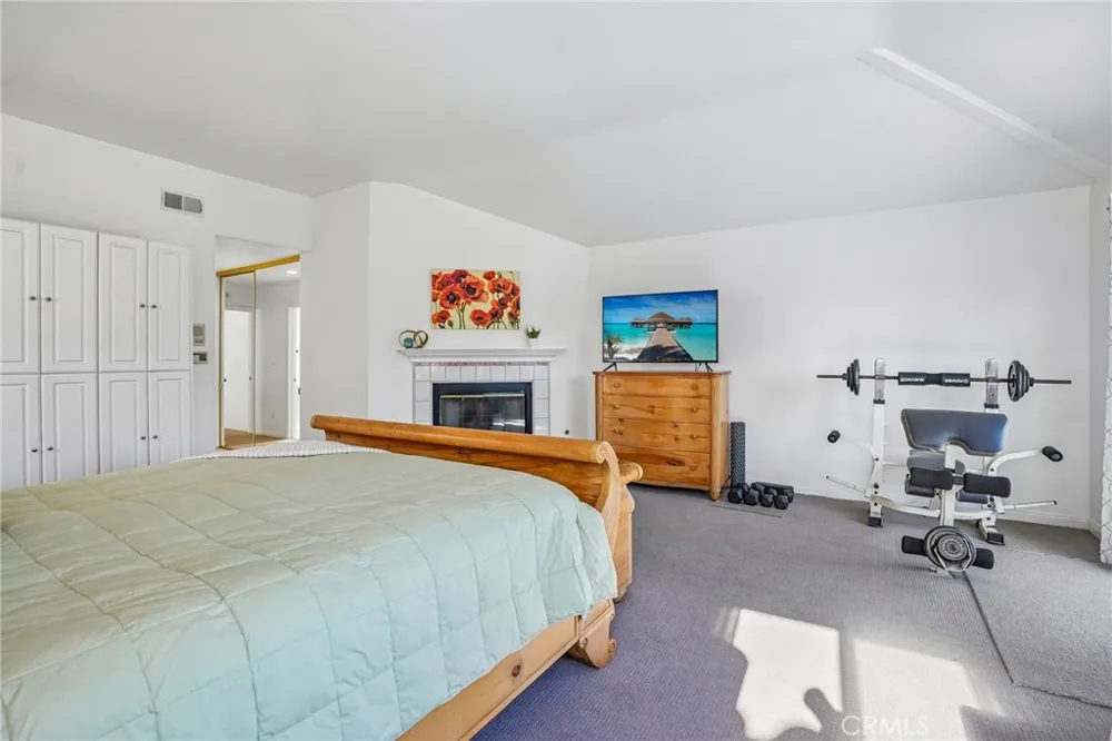 638 Rosecrans Avenue Manhattan Beach, CA 90266