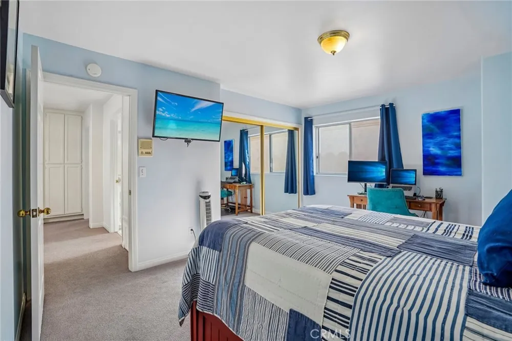 638 Rosecrans Avenue Manhattan Beach, CA 90266