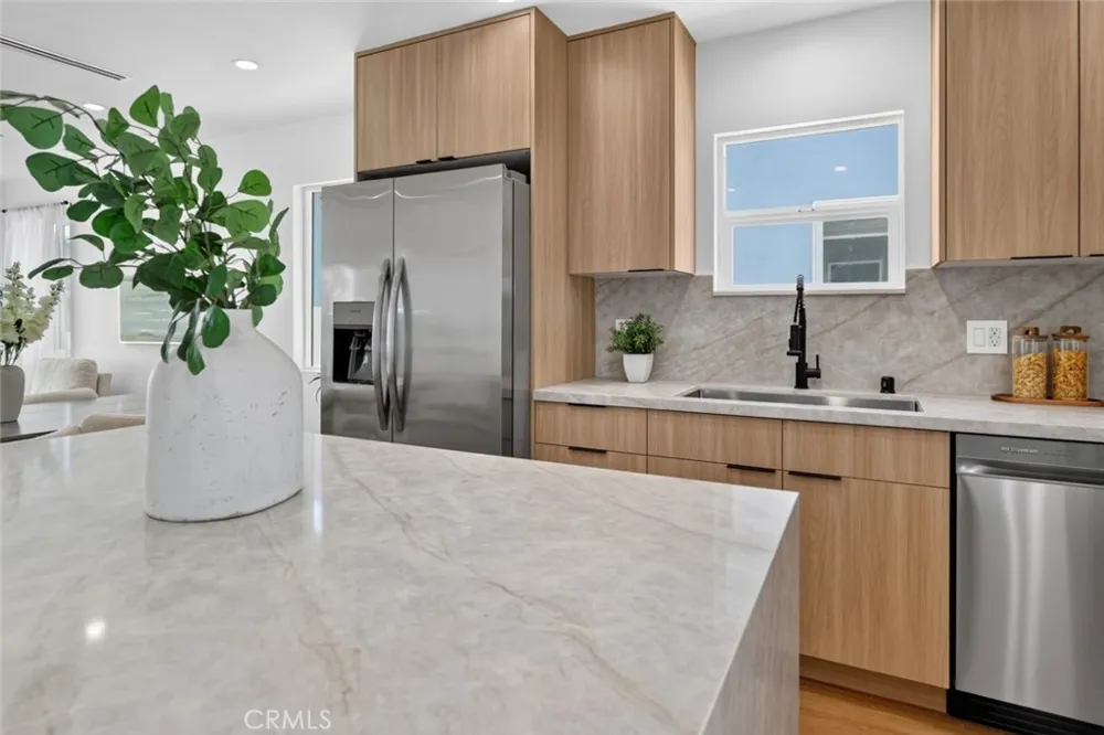 10335 Scoville Avenue Sunland, CA 91040