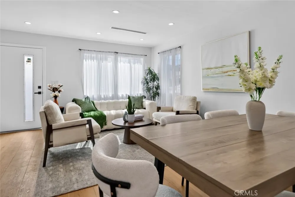 10335 Scoville Avenue Sunland, CA 91040
