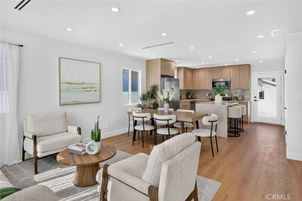 10335 Scoville Avenue Sunland, CA 91040