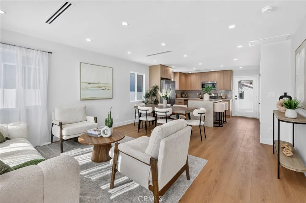 10335 Scoville Avenue Sunland, CA 91040