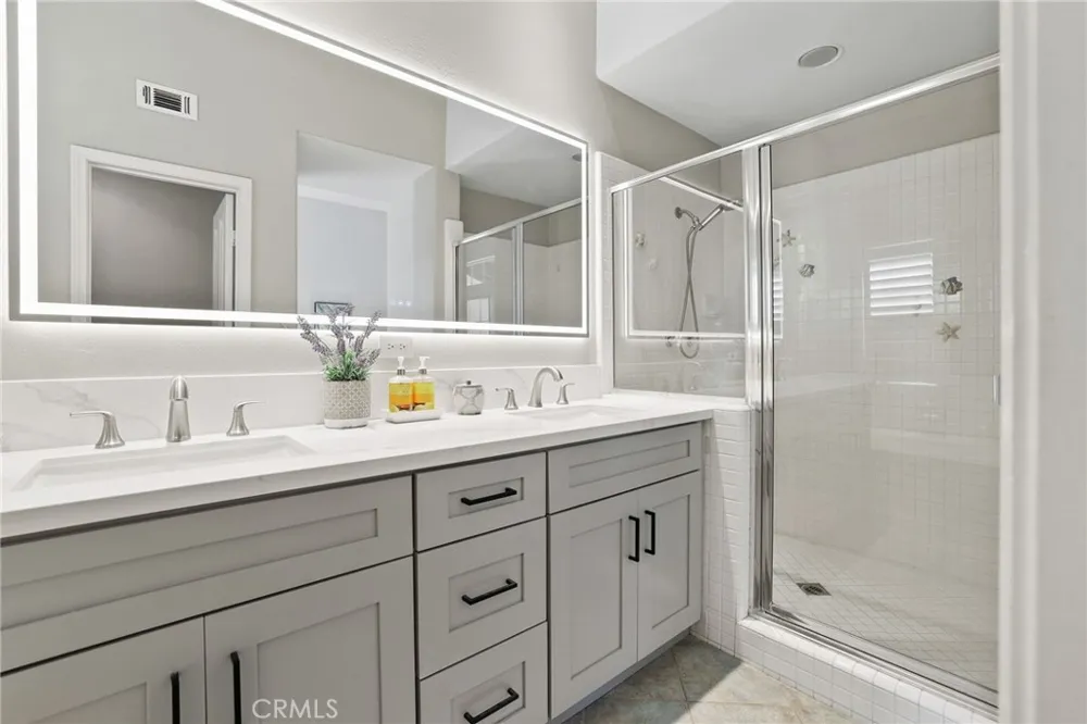 12721 Trent Jones Tustin, CA 92782