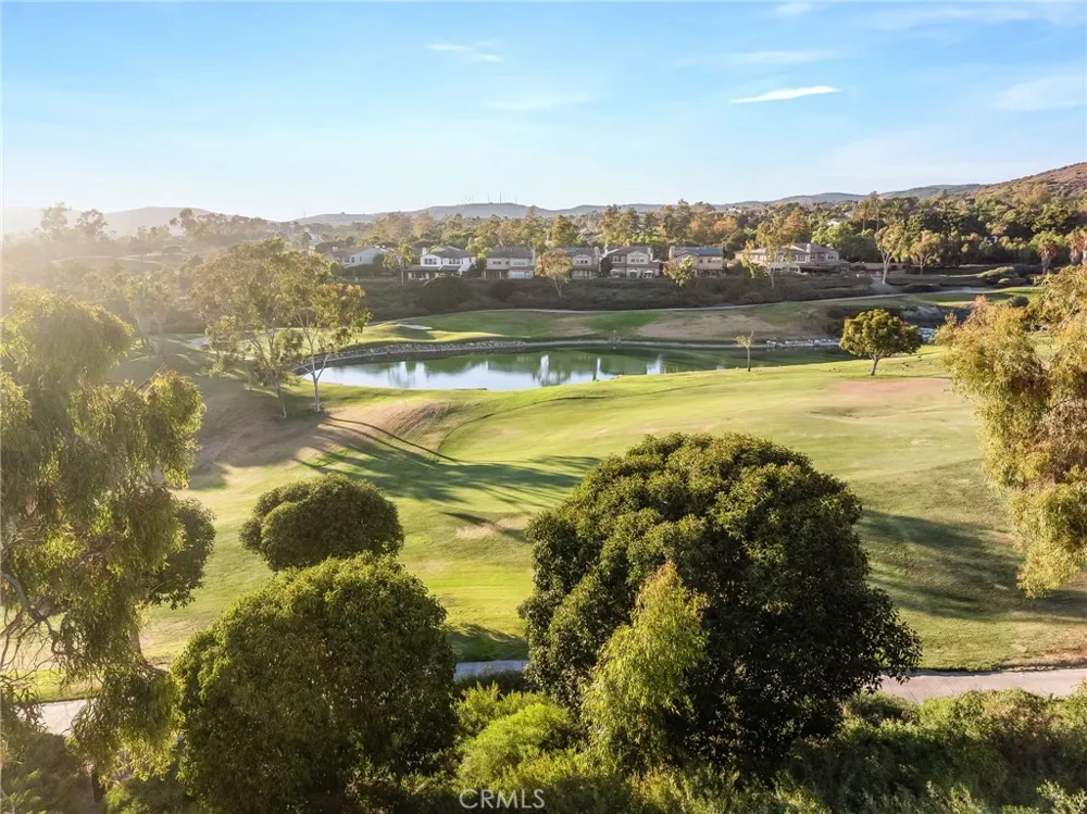 2 Avenida Cristal San Clemente, CA 92673
