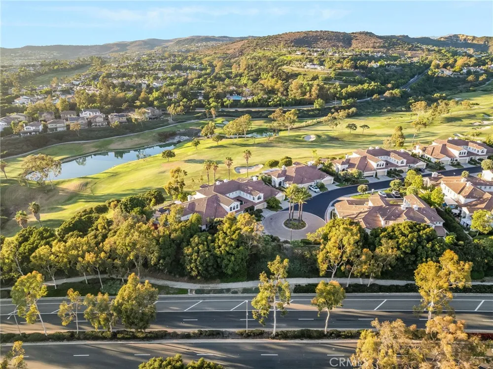 2 Avenida Cristal San Clemente, CA 92673