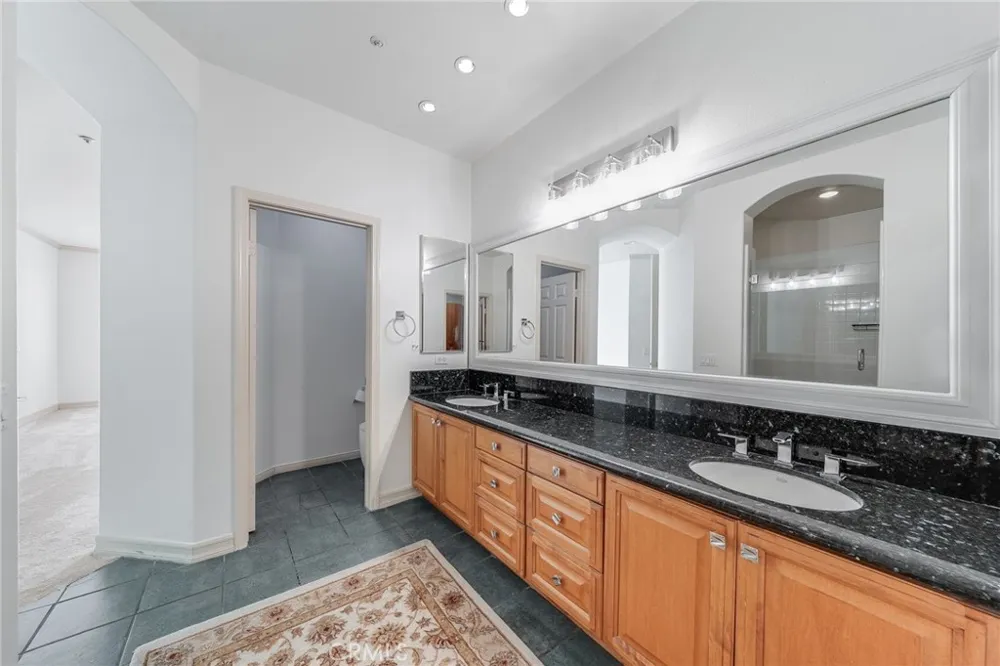 2 Avenida Cristal San Clemente, CA 92673