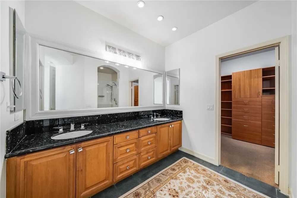 2 Avenida Cristal San Clemente, CA 92673
