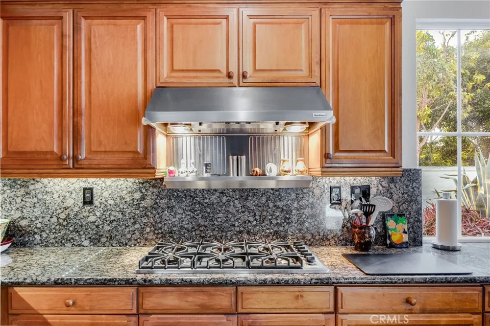2 Avenida Cristal San Clemente, CA 92673