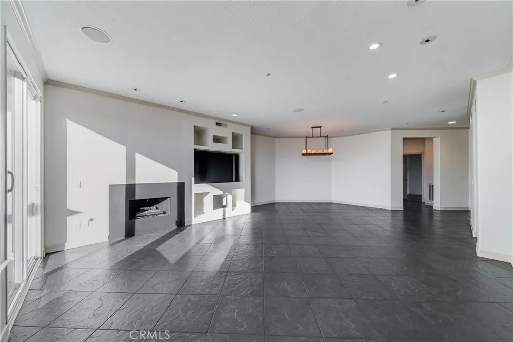 2 Avenida Cristal San Clemente, CA 92673