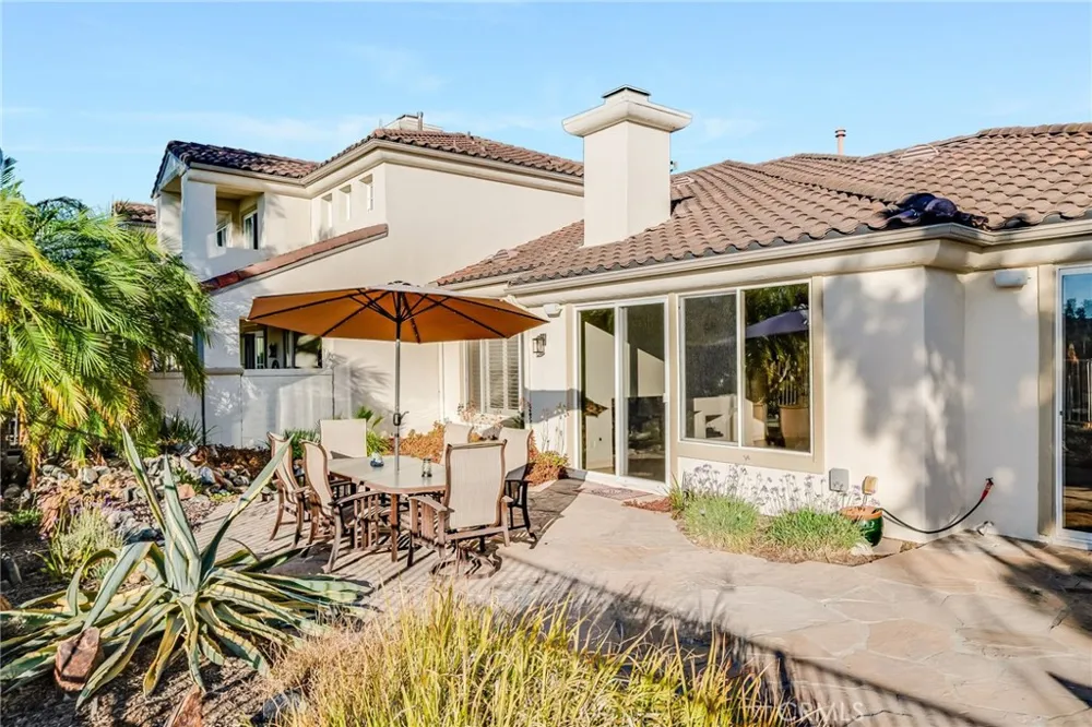 2 Avenida Cristal San Clemente, CA 92673