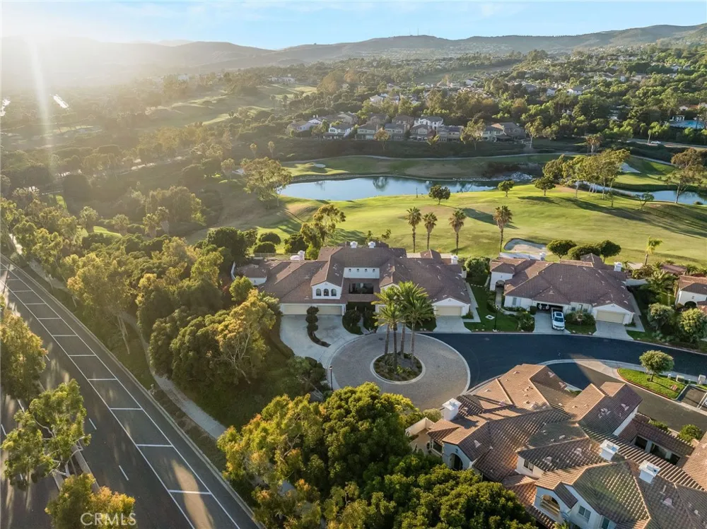2 Avenida Cristal San Clemente, CA 92673