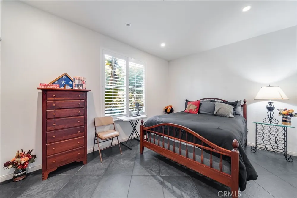2 Avenida Cristal San Clemente, CA 92673