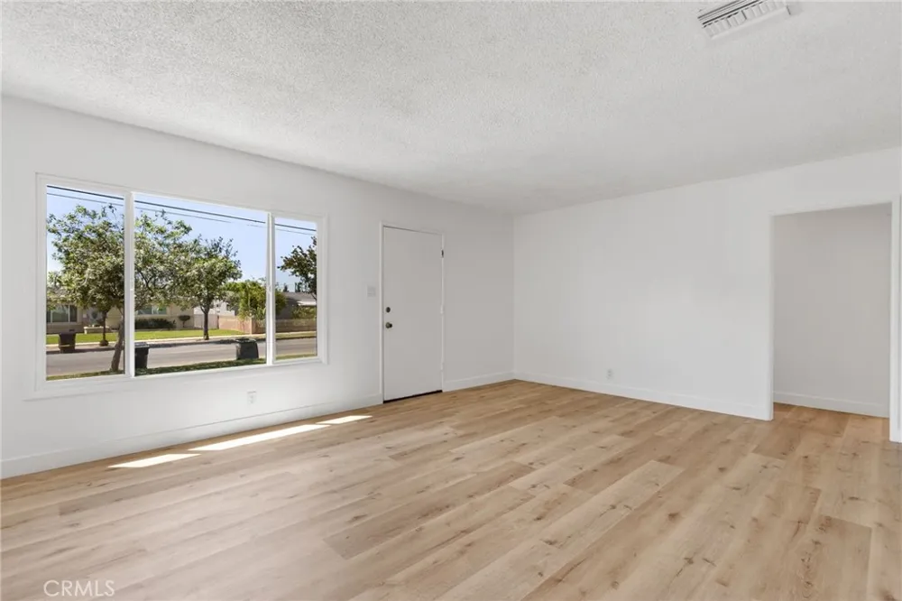 1219 E 7th Ontario, CA 91764