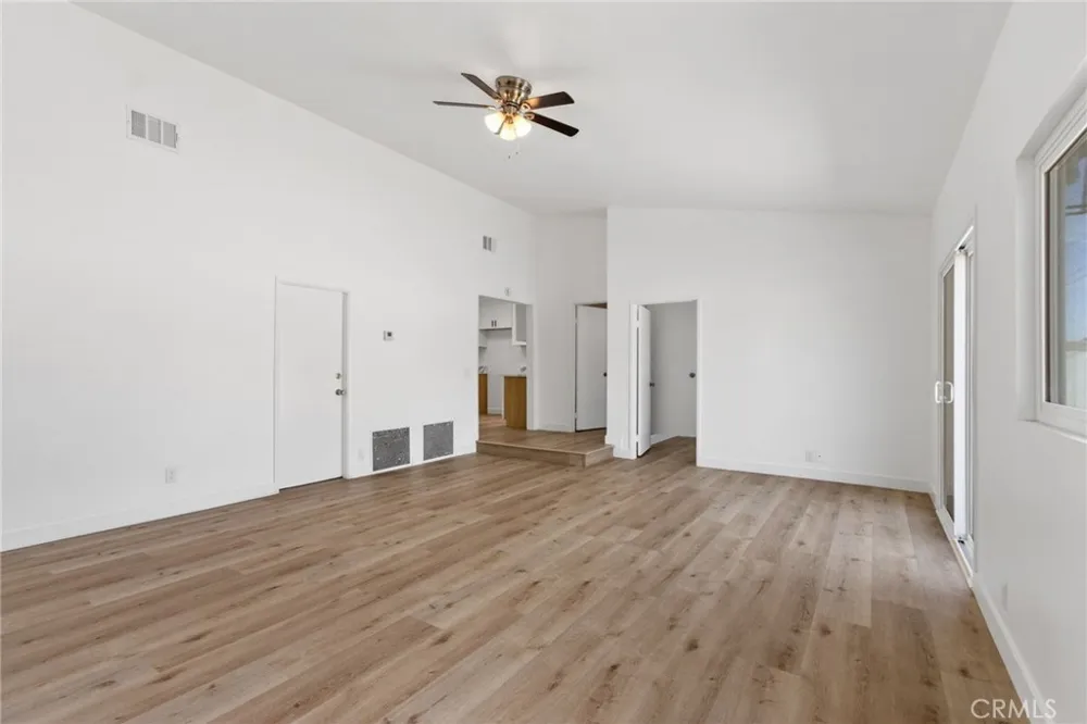 1219 E 7th Ontario, CA 91764