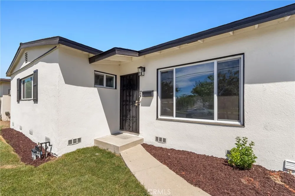 1219 E 7th Ontario, CA 91764