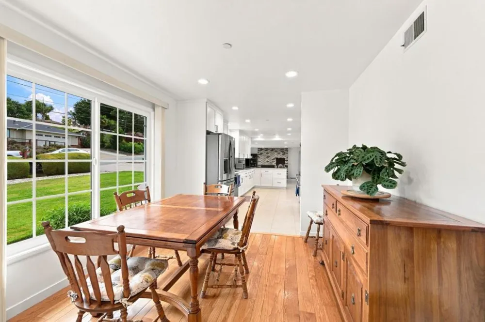 1286 Parrott Drive San Mateo, CA 94402
