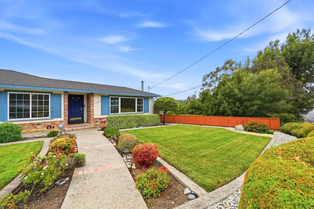 1286 Parrott Drive San Mateo, CA 94402
