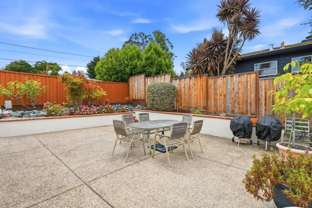 1286 Parrott Drive San Mateo, CA 94402