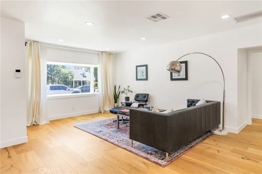 205 Laurel Arcadia, CA 91006