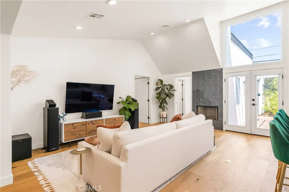205 Laurel Arcadia, CA 91006