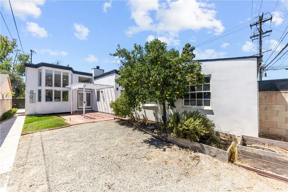 205 Laurel Arcadia, CA 91006