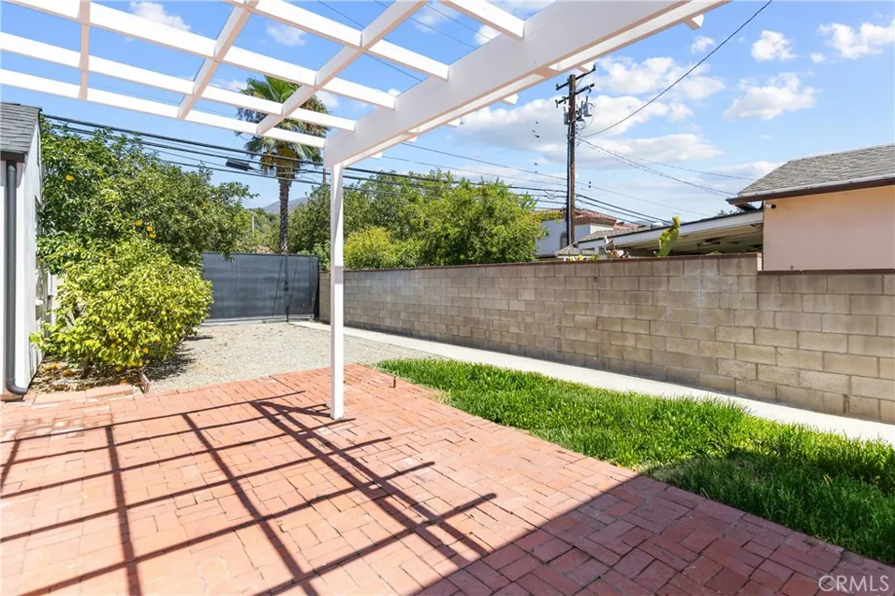 205 Laurel Arcadia, CA 91006