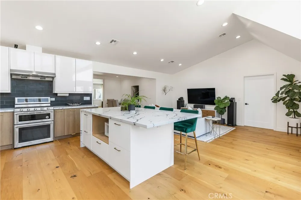 205 Laurel Arcadia, CA 91006