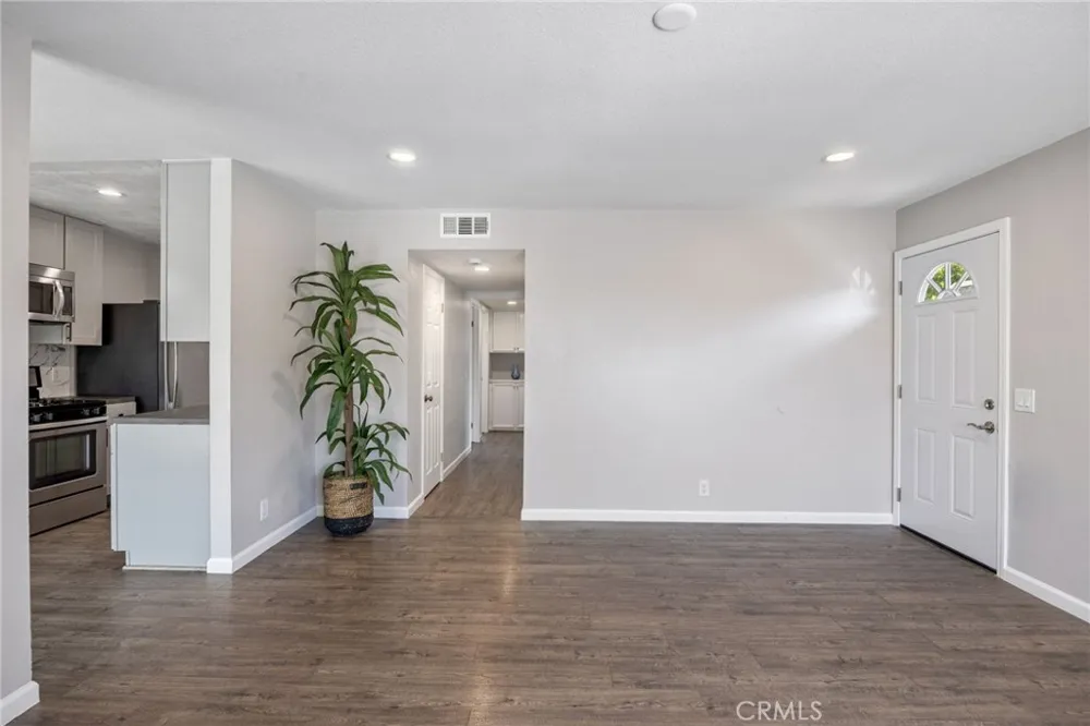 22932 Via Pimiento Mission Viejo, CA 92691
