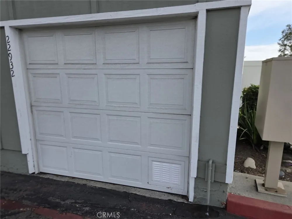 22932 Via Pimiento Mission Viejo, CA 92691