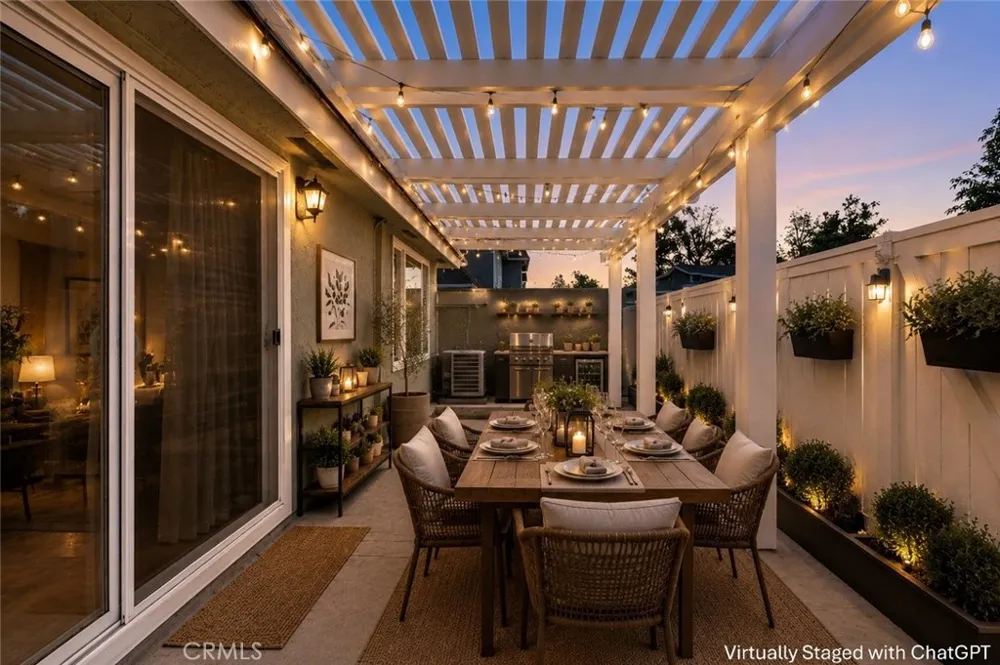 22932 Via Pimiento Mission Viejo, CA 92691