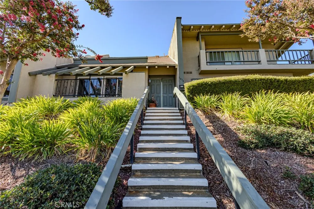 1434 Via Del Rio Corona, CA 92882