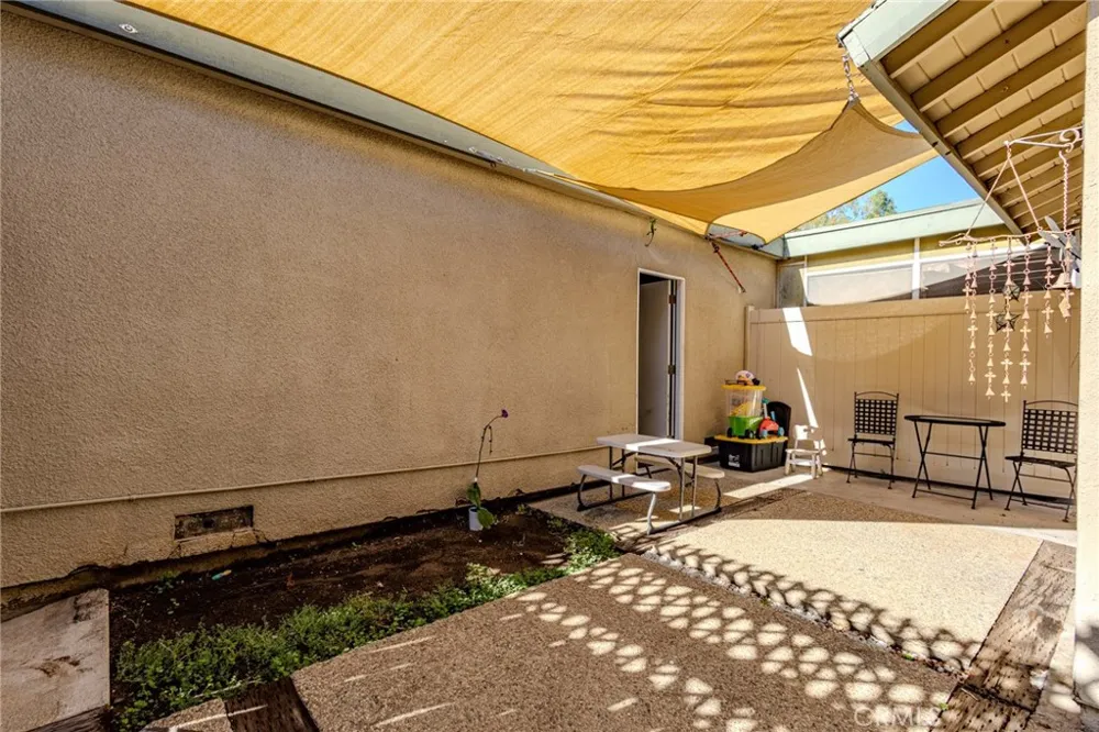 1434 Via Del Rio Corona, CA 92882