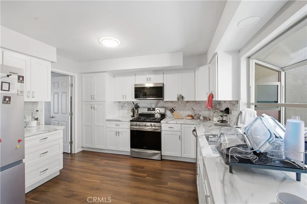 1434 Via Del Rio Corona, CA 92882