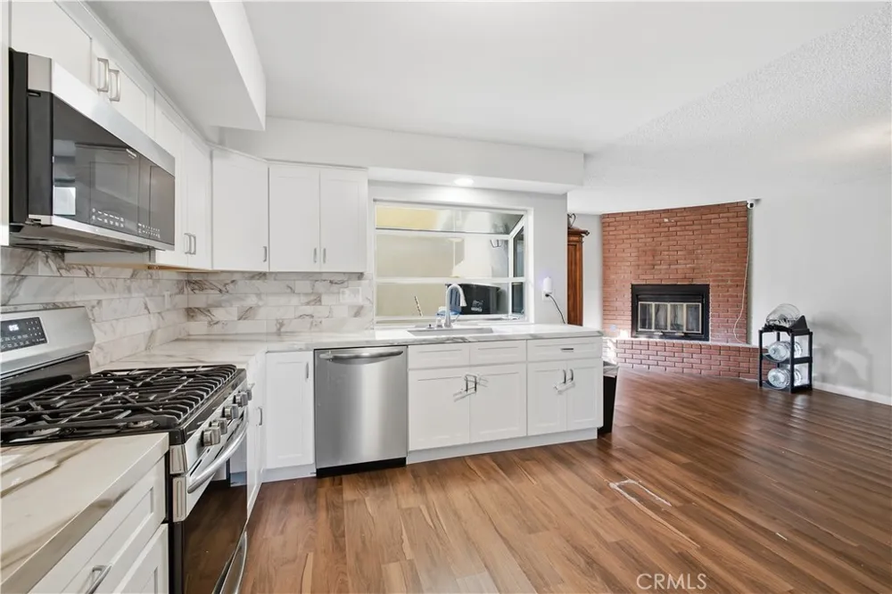 1434 Via Del Rio Corona, CA 92882