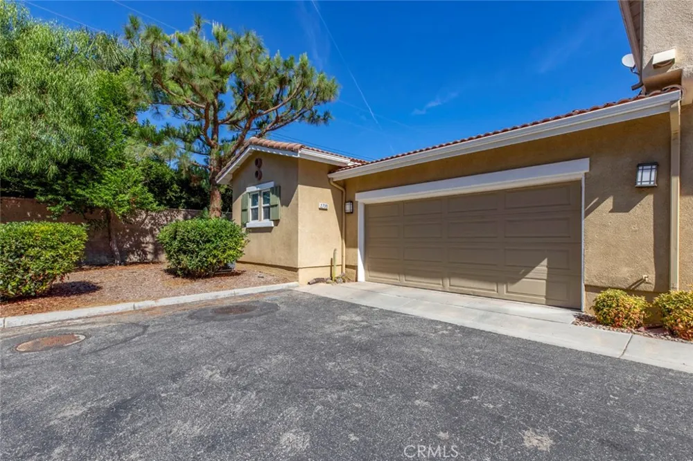 2739 Night Jasmine Simi Valley, CA 93065