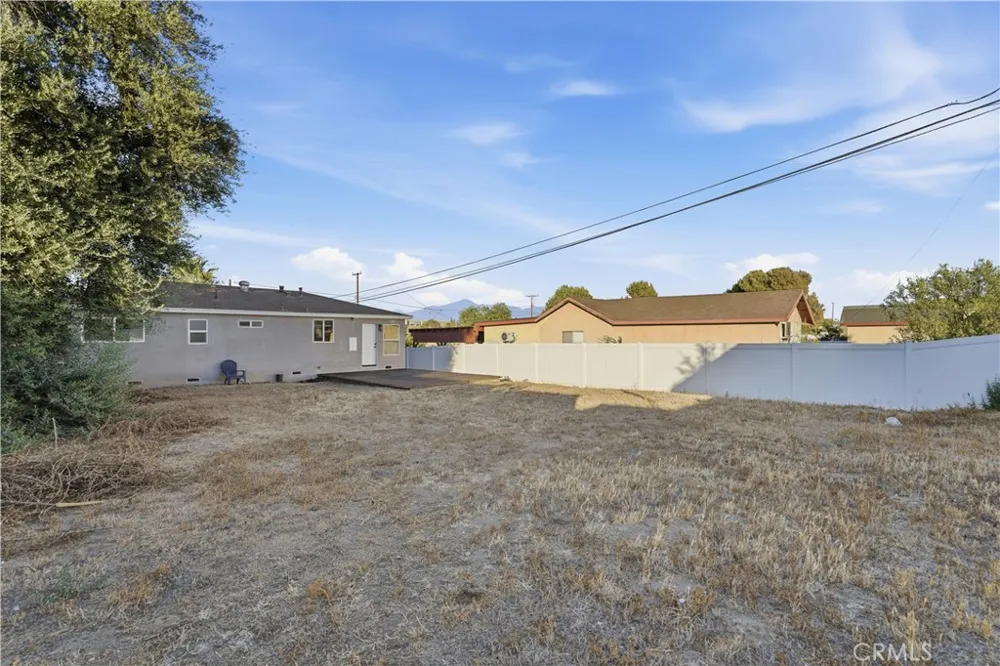244 Glenwood Street Colton, CA 92324