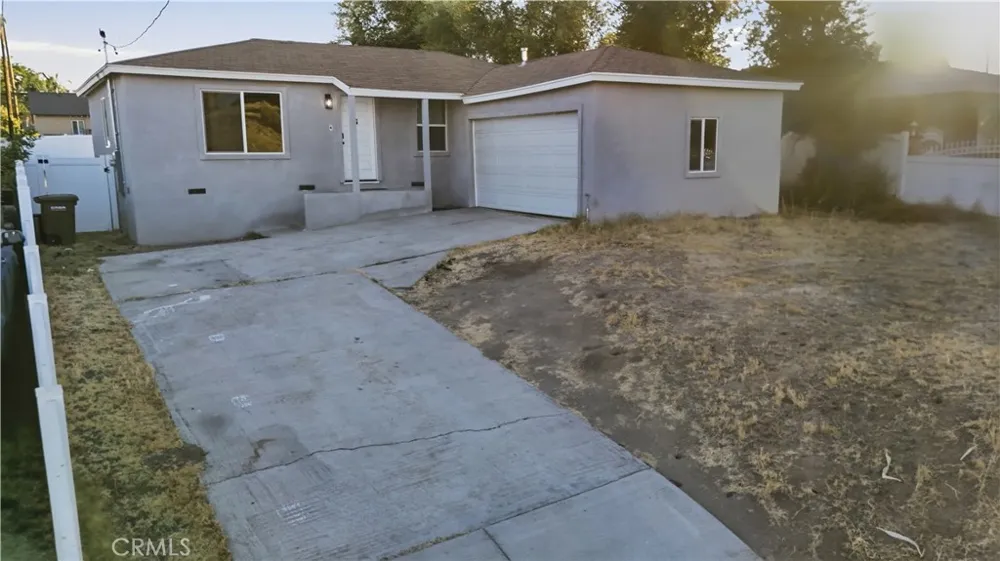 244 Glenwood Street Colton, CA 92324
