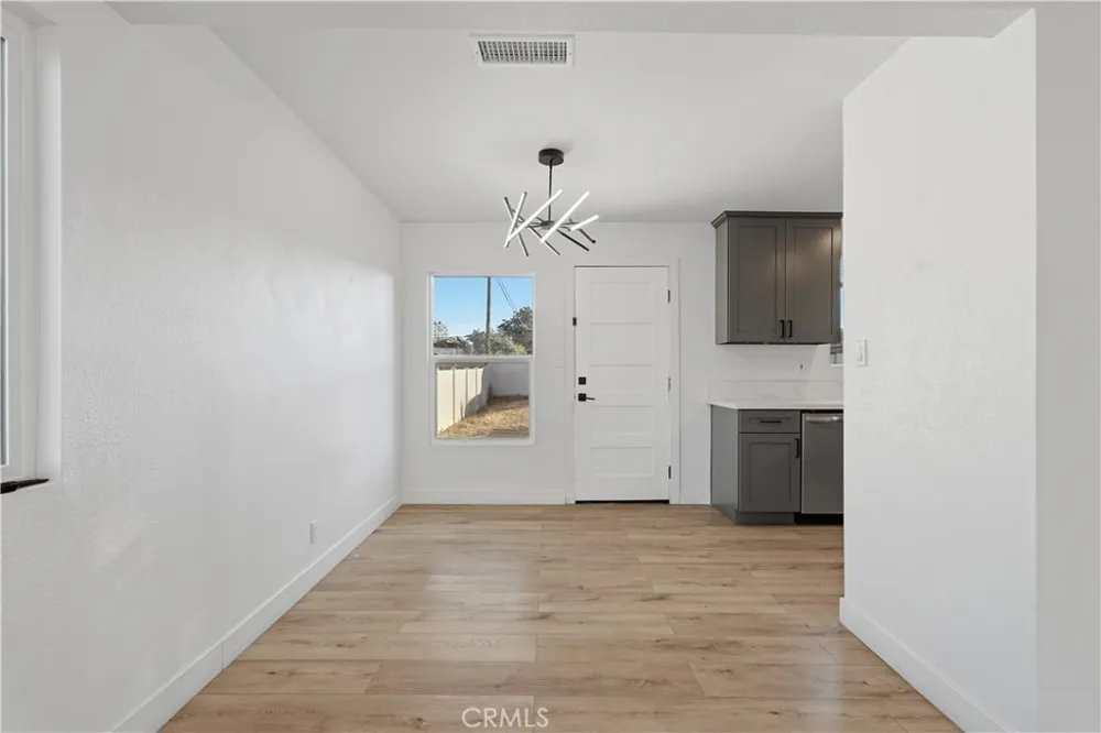 244 Glenwood Street Colton, CA 92324