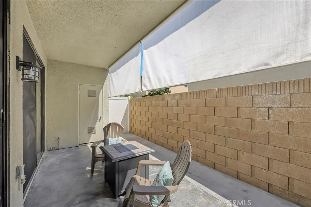 17702 Sergio Circle #102 Huntington Beach, CA 92647