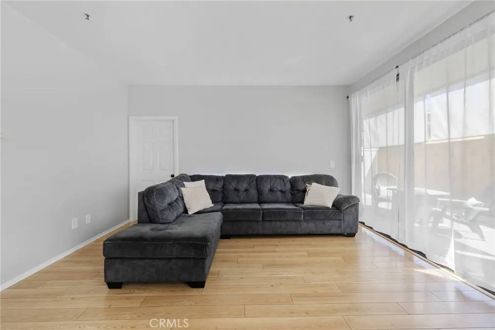 17702 Sergio Circle #102 Huntington Beach, CA 92647
