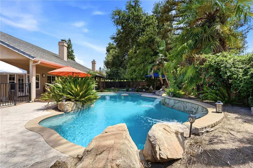 5535 W Vine Court Visalia, CA 93291