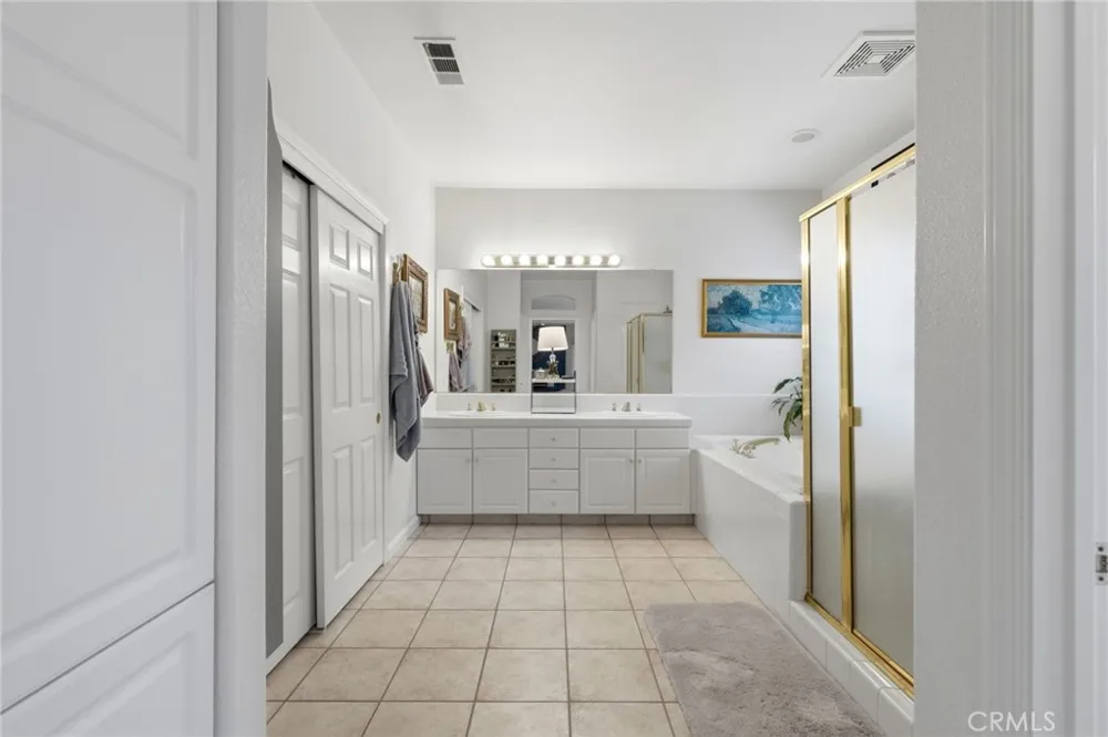 5535 W Vine Court Visalia, CA 93291