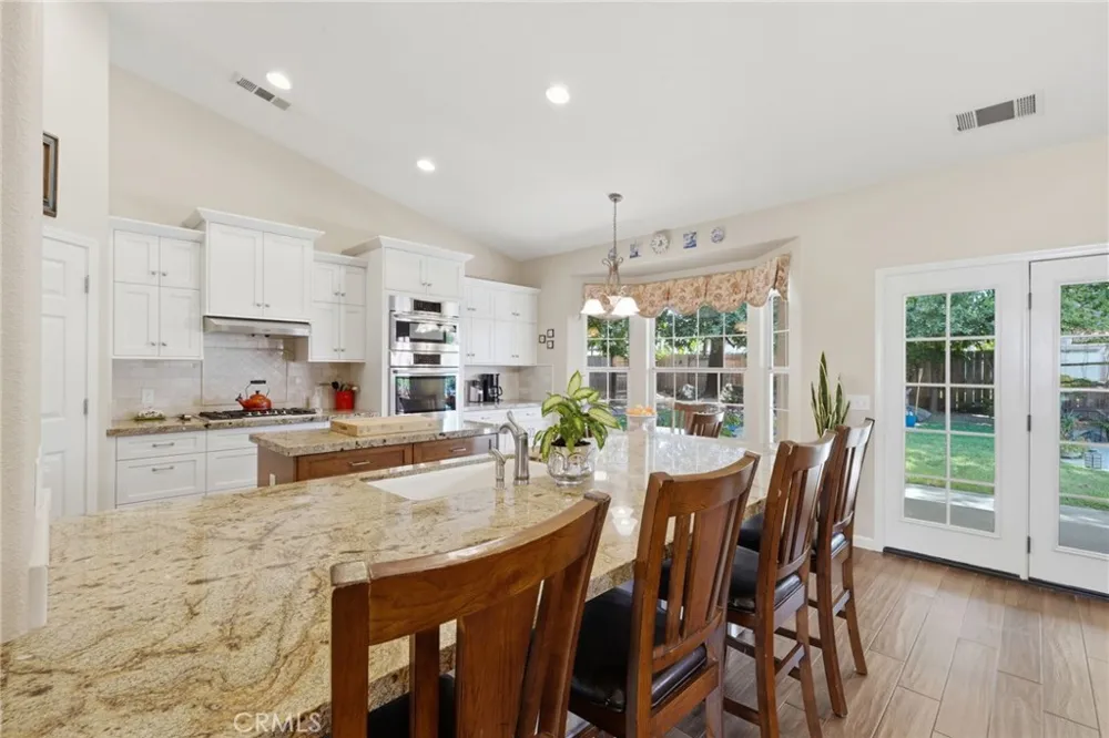 5535 W Vine Court Visalia, CA 93291