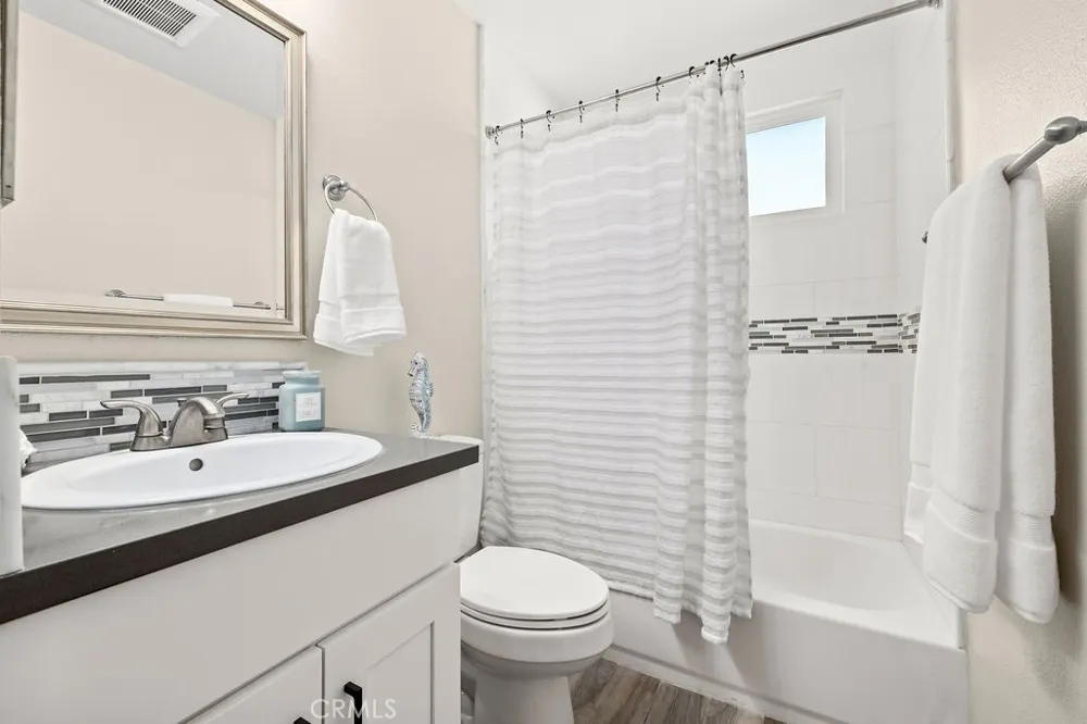 8181 Holland Drive Huntington Beach, CA 92647