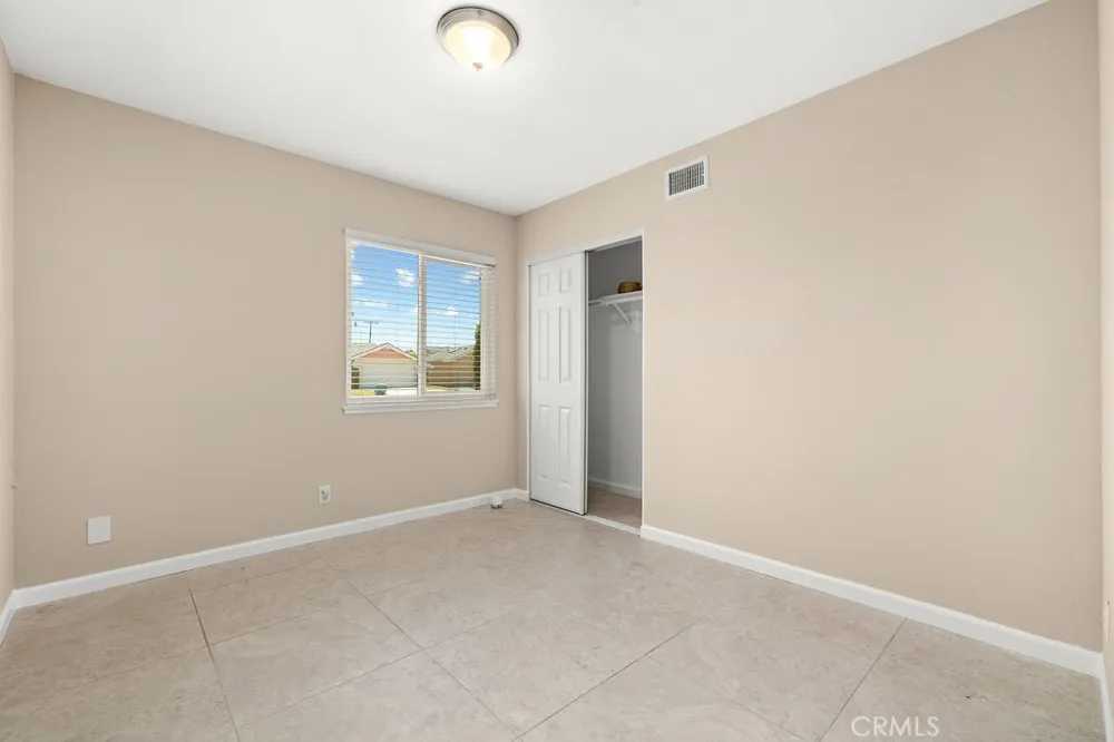 8181 Holland Drive Huntington Beach, CA 92647