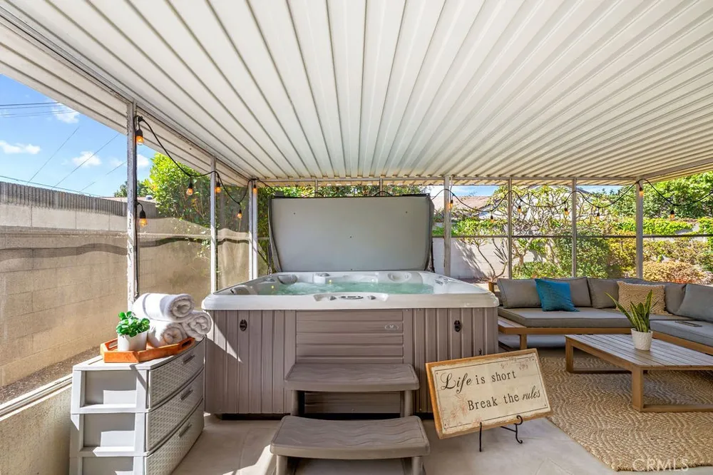 8181 Holland Drive Huntington Beach, CA 92647