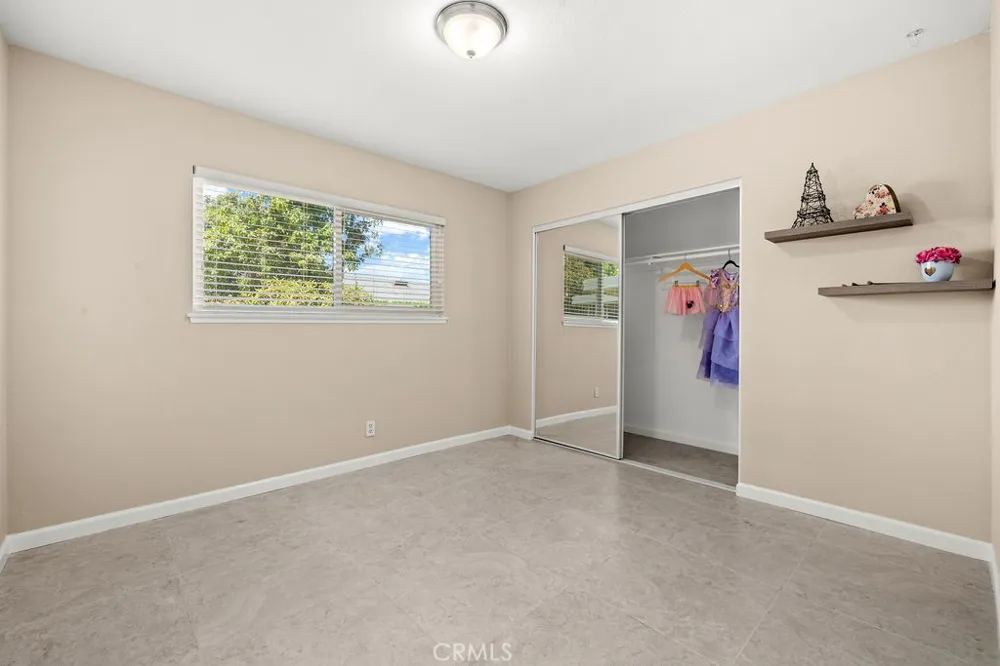 8181 Holland Drive Huntington Beach, CA 92647