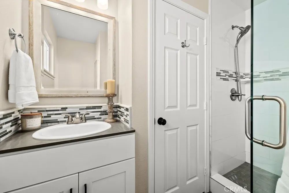 8181 Holland Drive Huntington Beach, CA 92647