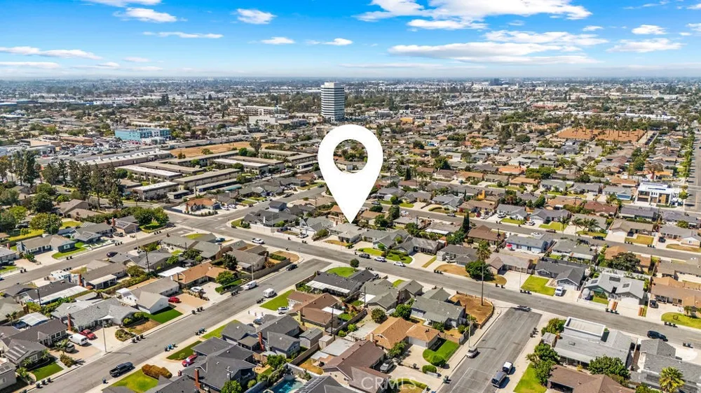 8181 Holland Drive Huntington Beach, CA 92647