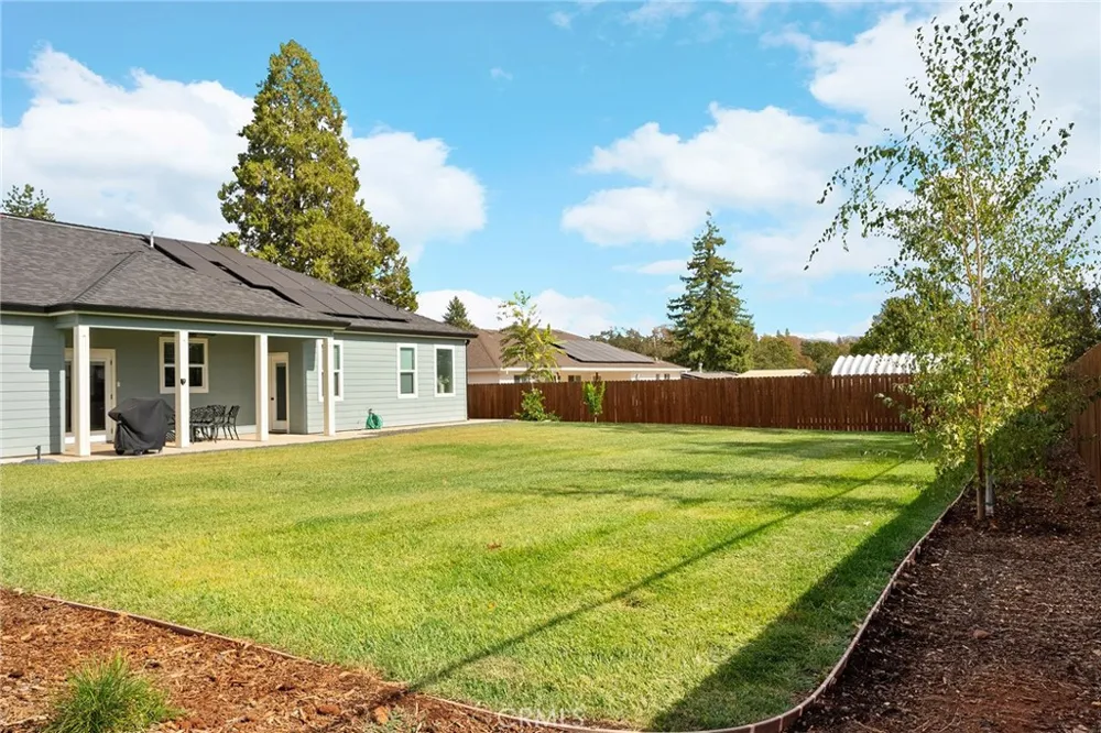 444 Apple Lane Paradise, CA 95969